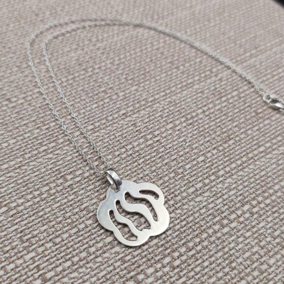 18 Inch Sterling Silver Cloud Cutout Style Pendant Necklace A6171 - Picture 2 of 7